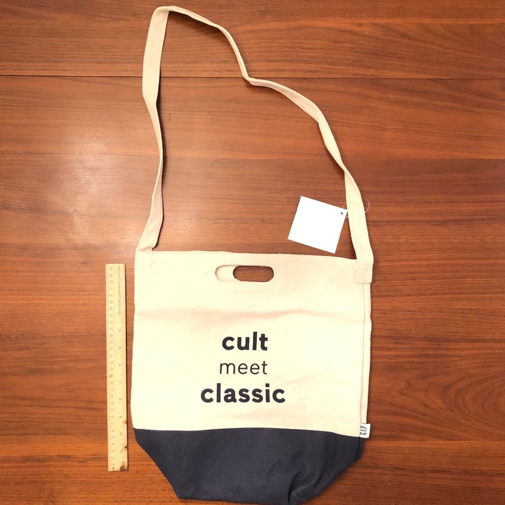 Gap Canvas Tote Bag “cult meet classic” “meet me in the gap”